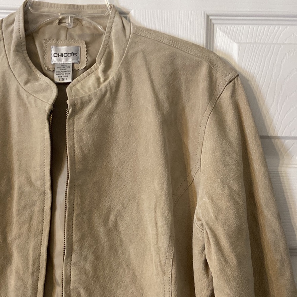 Chicos Leather Jacket excellent condition with front zipper tan color - Picture 3 of 16